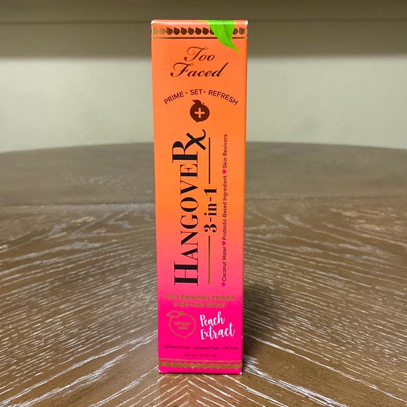 🍑 TOO FACED Hangover 3 in 1 Peach Extract Replenishing Primer & Setting Spray 🍑 - Picture 5 of 11